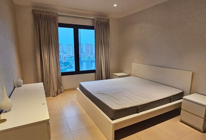 974217 - Property Image 2