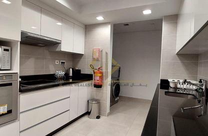 Apartment - 1 Bedroom - 2 Bathrooms for sale in Viva West - Viva Bahriyah - The Pearl Island - Doha