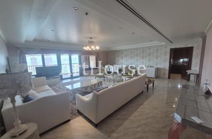 Apartment - 3 Bedrooms - 5 Bathrooms for rent in West Porto Drive - Porto Arabia - The Pearl Island - Doha