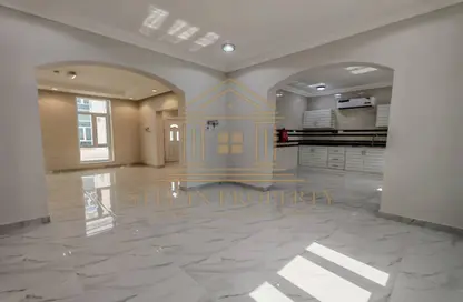 Villa - 4 Bedrooms - 4 Bathrooms for rent in Wadi Al Markh - Muraikh - AlMuraikh - Doha