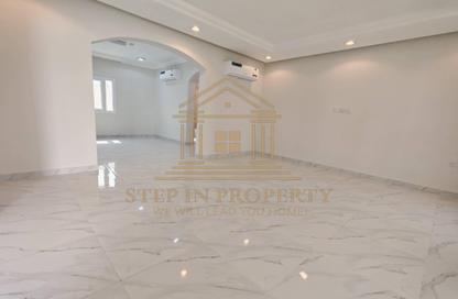Villa - 4 Bedrooms - 4 Bathrooms for rent in Wadi Al Markh - Muraikh - AlMuraikh - Doha