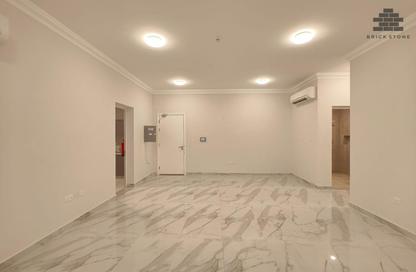 Apartment - 2 Bedrooms - 2 Bathrooms for rent in Anas Street - Fereej Bin Mahmoud North - Fereej Bin Mahmoud - Doha