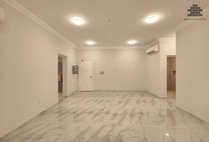 60614050 - Property Image 3