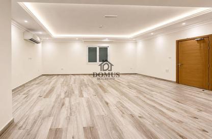 Apartment - 2 Bedrooms - 3 Bathrooms for rent in Thabit Bin Zaid Street - Al Mansoura - Doha