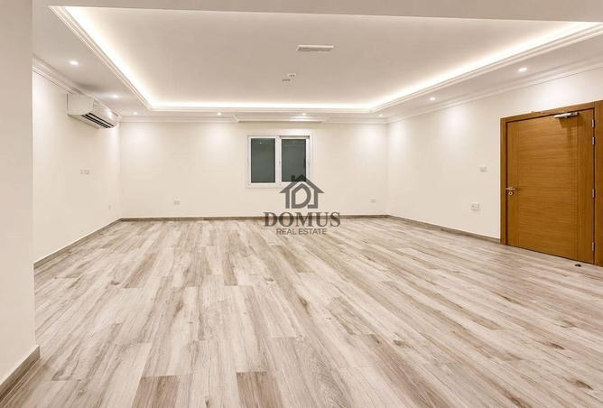 55176240 - Property Main Image