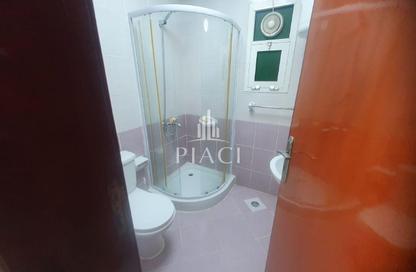 Apartment - 1 Bedroom - 1 Bathroom for rent in Umm Ghwailina Comm - Umm Ghuwalina - Umm Ghuwailina - Doha