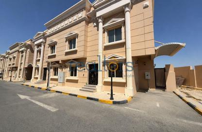 مجمع سكني - 5 غرف نوم - 4 حمامات للايجار في اوبت - تي سي اتش ا - الغرافة - الغرافة - الدوحة مجمع سكني - 5 غرف نوم - 4 حمامات للايجار في اوبت - تي سي اتش ا - الغرافة - الغرافة - الدوحة