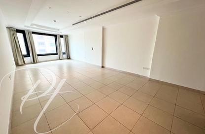 Apartment - Studio - 1 Bathroom for rent in Tower 19 - Porto Arabia - The Pearl Island - Doha