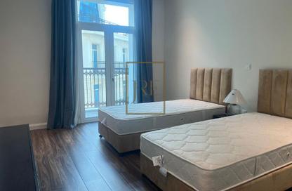 Apartment - 2 Bedrooms - 4 Bathrooms for rent in Floresta Gardens - Floresta Gardens - The Pearl Island - Doha