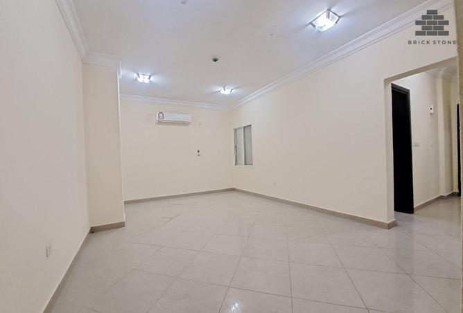 54489811 - Property Image 2