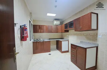 Apartment - 2 Bedrooms - 2 Bathrooms for rent in Muntazah 19 - Al Muntazah - Doha