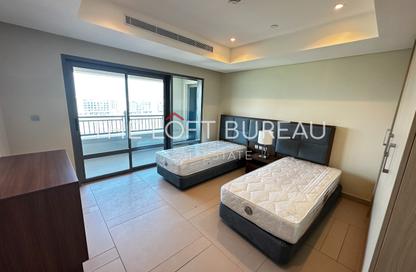 Apartment - 2 Bedrooms - 3 Bathrooms for rent in Abraj Bay - Abraj Quartiers - The Pearl Island - Doha