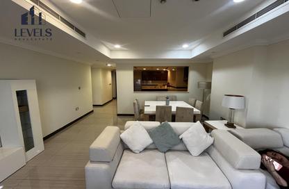 Apartment - 2 Bedrooms - 3 Bathrooms for rent in West Porto Drive - Porto Arabia - The Pearl Island - Doha Apartment - 2 Bedrooms - 3 Bathrooms for rent in West Porto Drive - Porto Arabia - The Pearl Island - Doha