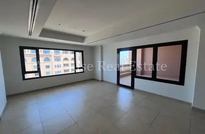 Apartment - 1 Bedroom - 2 Bathrooms for rent in Porto Arabia - The Pearl Island - Doha