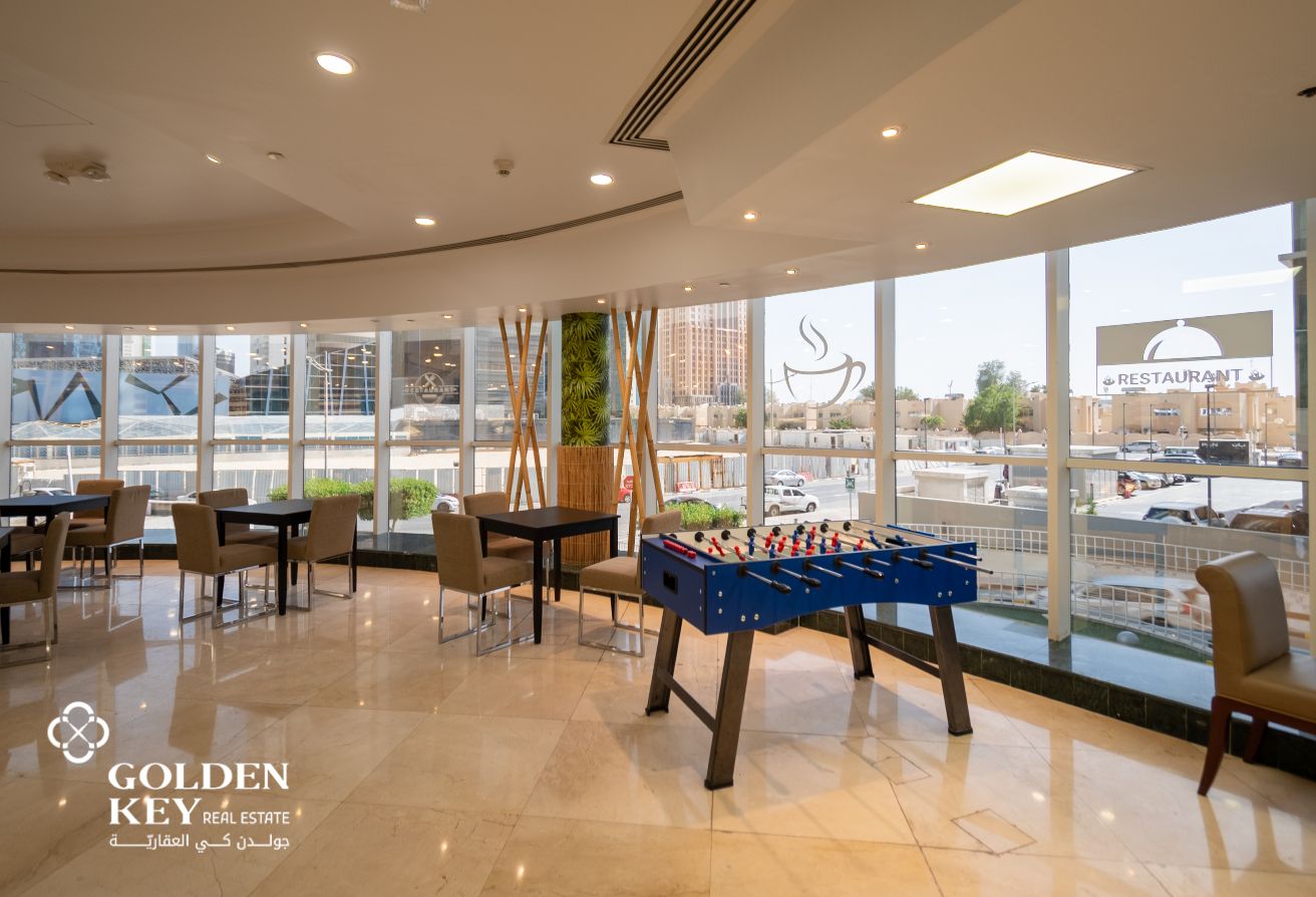 Mezzanine F&amp;B Unit for Lease in West Bay Tower
