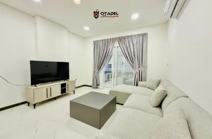 Apartment - 1 Bedroom - 2 Bathrooms for rent in Al Sadd Road - Al Sadd - Doha
