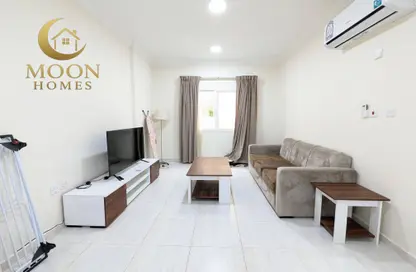 Apartment - 1 Bedroom - 1 Bathroom for rent in Umm Ghuwalina - Umm Ghuwailina - Doha