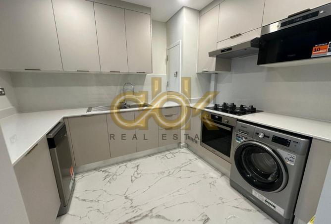 57031201 - Property Image 2