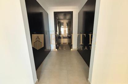Apartment - 2 Bedrooms - 2 Bathrooms for rent in East Porto Drive - Porto Arabia - The Pearl Island - Doha