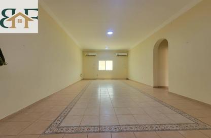 Apartment - 3 Bedrooms - 3 Bathrooms for rent in Old Airport Residential Apartments - Old Airport Road - Doha