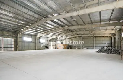 مخزن - استوديو - 1 حمام للايجار في شارع الصناعية الشرقي - بركة العوامر - الوكرة