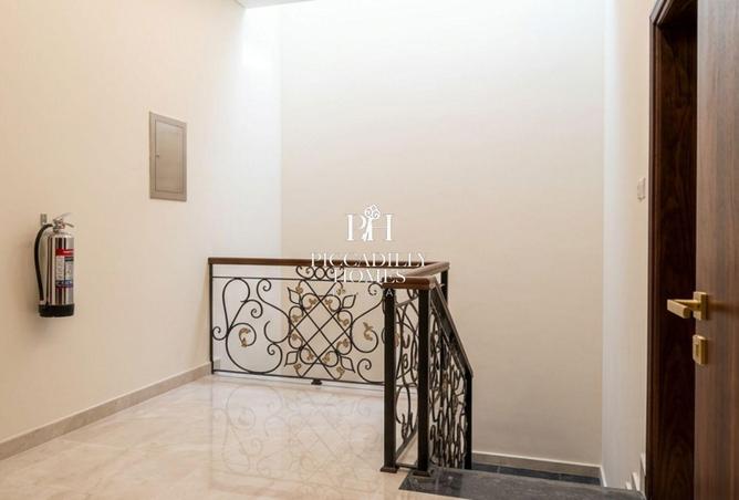 54346830 - Property Image 2