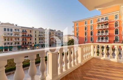 Apartment - 2 Bedrooms - 2 Bathrooms for rent in Carnaval - Qanat Quartier - The Pearl Island - Doha
