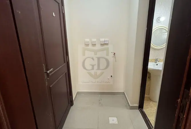 60332695 - Property Image 3