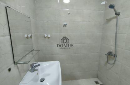 Apartment - 2 Bedrooms - 2 Bathrooms for rent in Thabit Bin Zaid Street - Al Mansoura - Doha