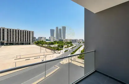 Apartment - 1 Bedroom - 2 Bathrooms for sale in Boulevard View - Yasmeen City - Lusail
