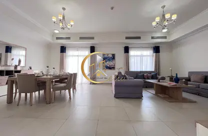 مجمع سكني - 3 غرف نوم - 4 حمامات للايجار في وادي المرخ - مريخ - المريخ - الدوحة