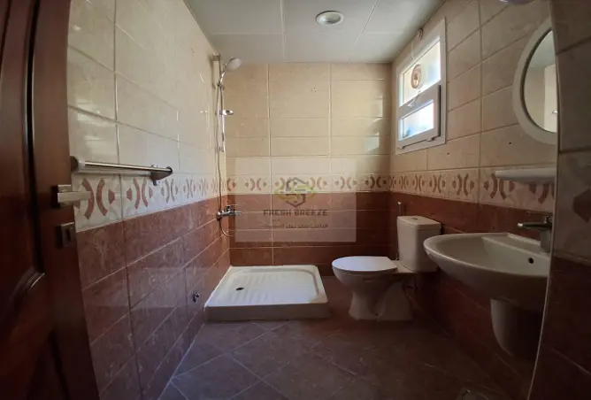 1004536 - Property Image 3