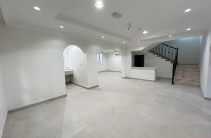 Villa - 6 Bedrooms - 5 Bathrooms for rent in Salwa Road - Al Aziziyah - Doha Villa - 6 Bedrooms - 5 Bathrooms for rent in Salwa Road - Al Aziziyah - Doha