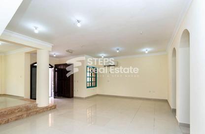 Compound - 6 Bedrooms - 6 Bathrooms for rent in Al Sakhama - Doha