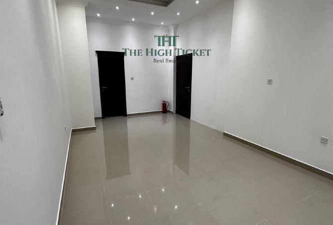 52134371 - Property Image 2