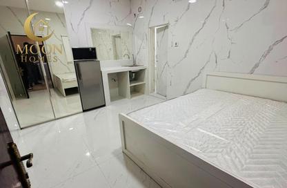 Apartment - Studio - 1 Bathroom for rent in Umm Ghwailina Comm - Umm Ghuwalina - Umm Ghuwailina - Doha Apartment - Studio - 1 Bathroom for rent in Umm Ghwailina Comm - Umm Ghuwalina - Umm Ghuwailina - Doha