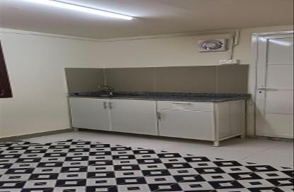 Apartment - Studio - 1 Bathroom for rent in Street 871 - Al Duhail South - Al Duhail - Doha