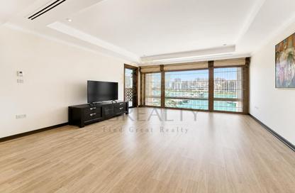 Townhouse - 2 Bedrooms - 3 Bathrooms for rent in East Porto Drive - Porto Arabia - The Pearl Island - Doha
