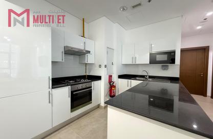 Apartment - 2 Bedrooms - 2 Bathrooms for rent in Marina Residences 195 - Marina District - Lusail