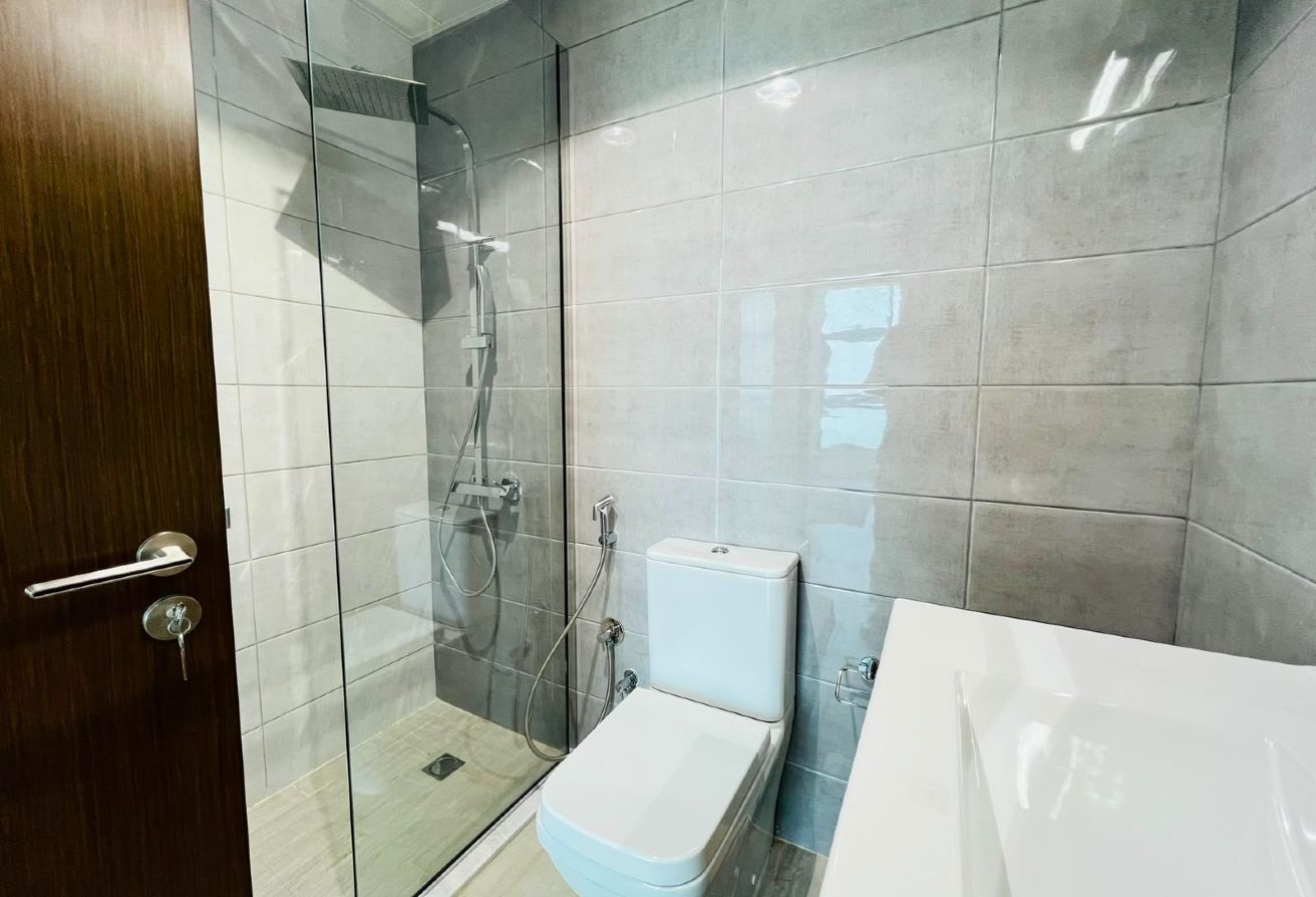 BILLS INCL |FULL SEA VIEW| HIGHER FLOOR AVAILABLE thumbnail 13