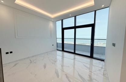 Apartment - 2 Bedrooms - 3 Bathrooms for rent in Lusail Marina Heights - Marina District - Lusail