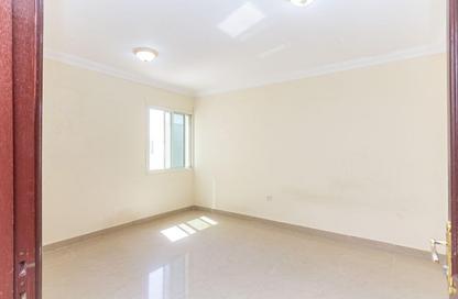 Apartment - 2 Bedrooms - 2 Bathrooms for rent in Ammar Bin Yasser Street - Al Aziziyah - Doha