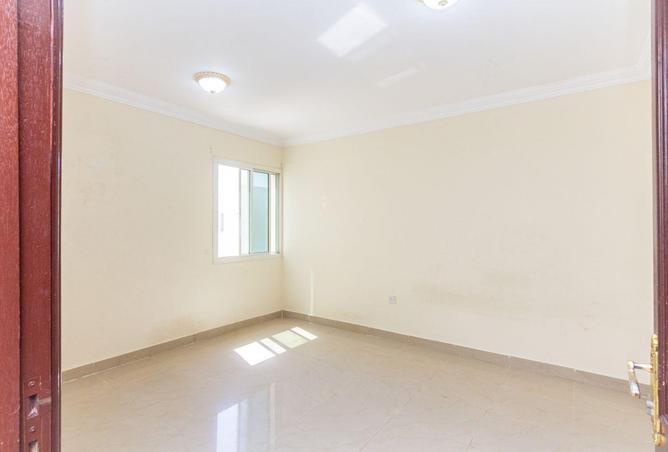 54491582 - Property Image 3