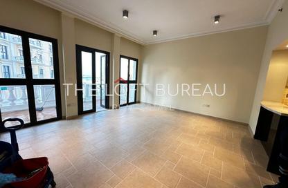 Apartment - 1 Bedroom - 2 Bathrooms for rent in Marine - Qanat Quartier - The Pearl Island - Doha