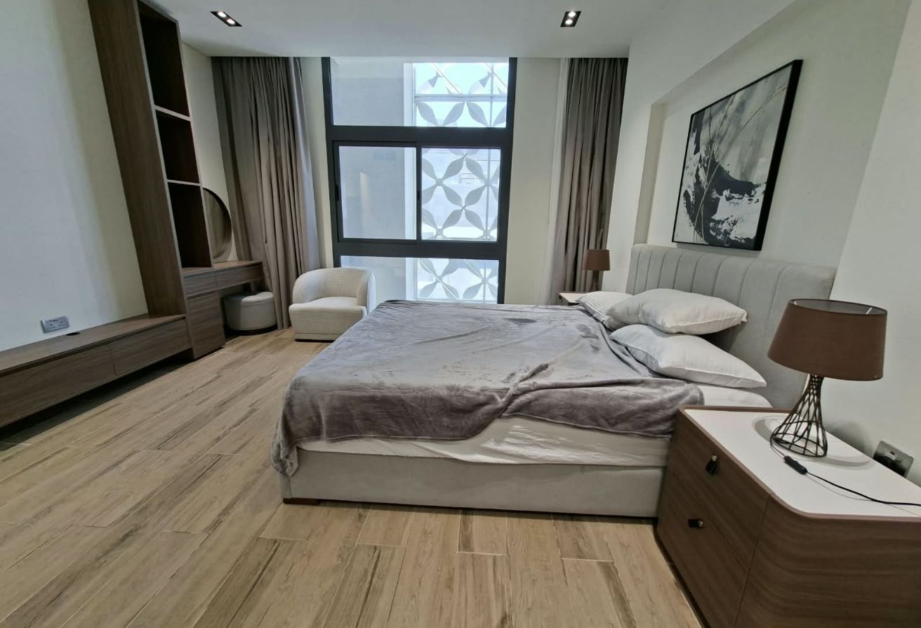 Brand New fully furnished 1-bedroom apartment in y thumbnail 10