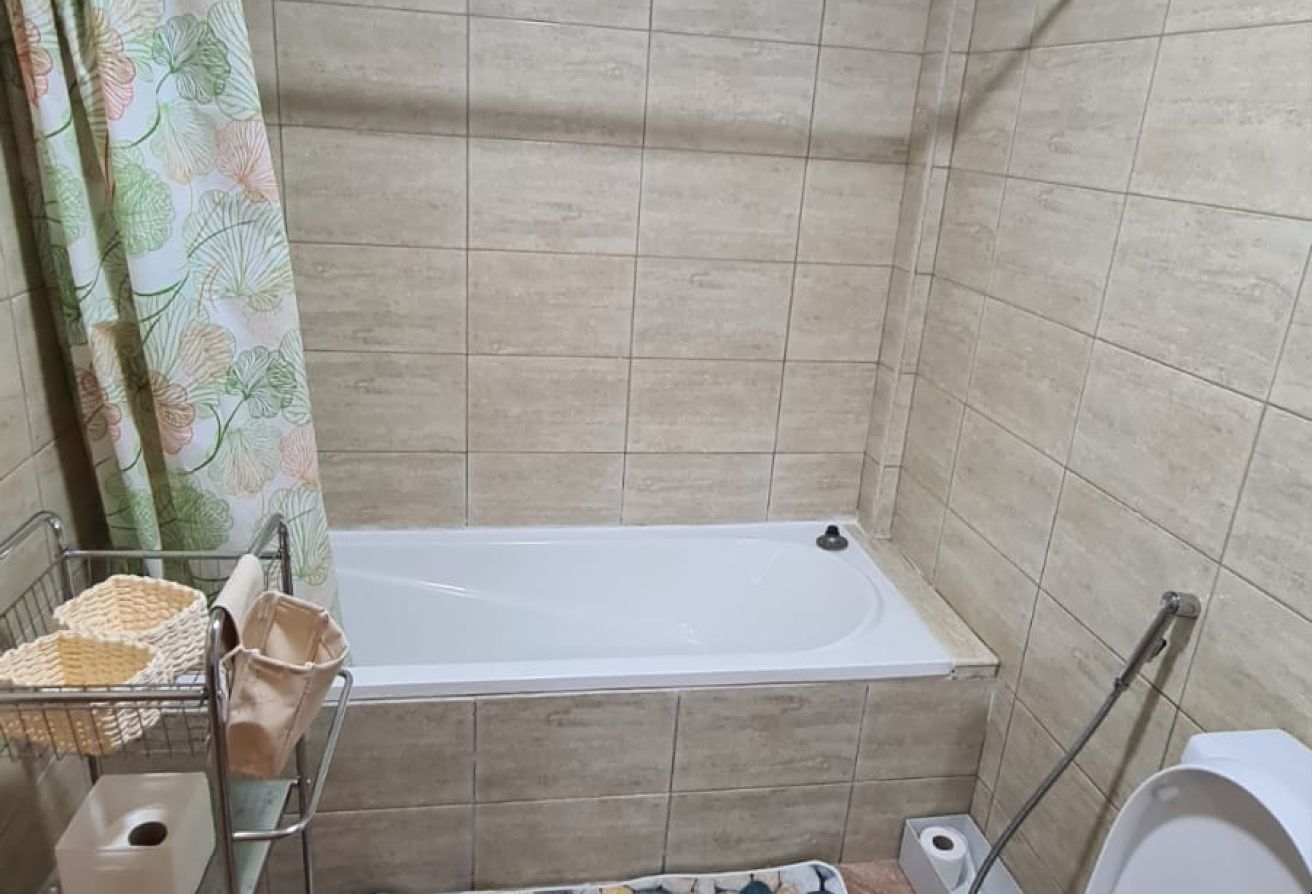 SUPER ELEGANT STUDIO FULLY FURNISHED IN FOXHILLS thumbnail 6