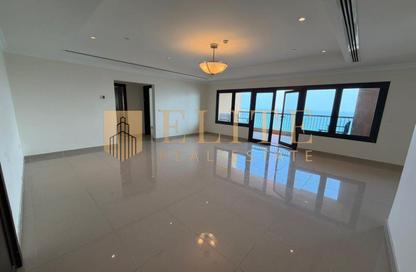 Apartment - 2 Bedrooms - 2 Bathrooms for rent in East Porto Drive - Porto Arabia - The Pearl Island - Doha