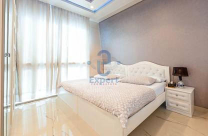 Apartment - 2 Bedrooms - 3 Bathrooms for rent in Zig Zag Tower A - Zig Zag Towers - West Bay - Doha