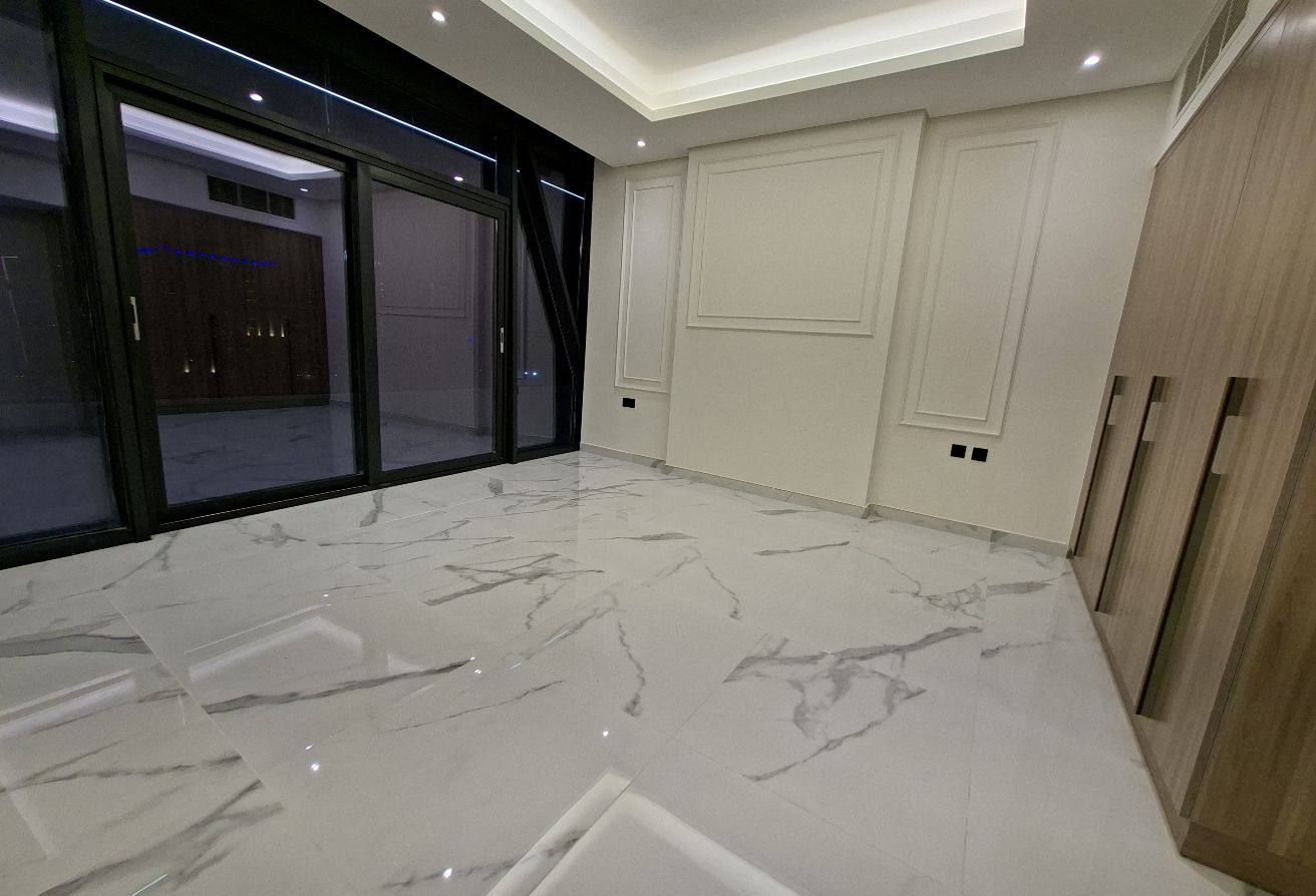 Brand New Luxury 2BR | Sea & City Views | 167 SQM thumbnail 12