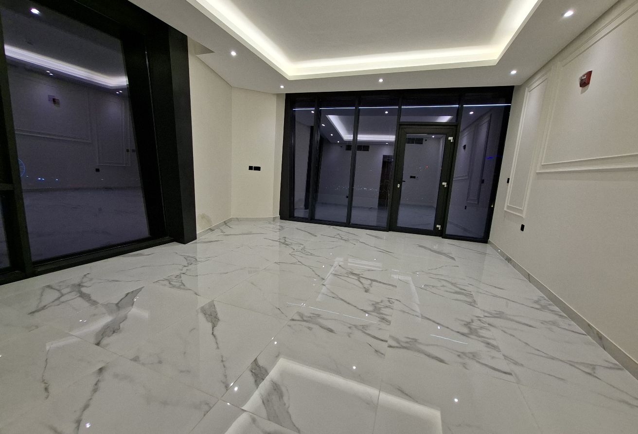 Brand New Luxury 2BR | Sea & City Views | 167 SQM thumbnail 6